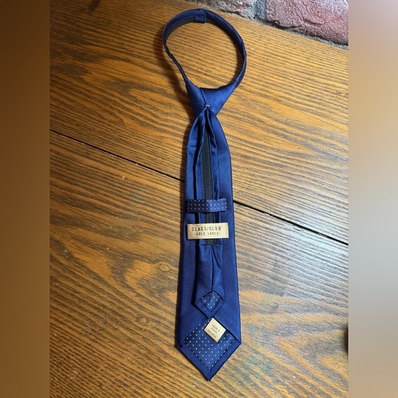 Class Club Boys Basic Solid 14" Zipper Navy Tie - Picture 2 of 6